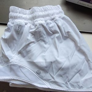 Lululemon Hotty Hot Short size 8